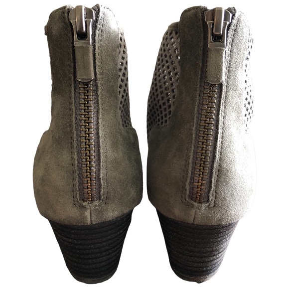 EILEEN FISHER Leather Netted Wedges - Picture 3 of 16